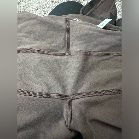 Lululemon Align Jogger Crop *23" - Picture 9 of 12